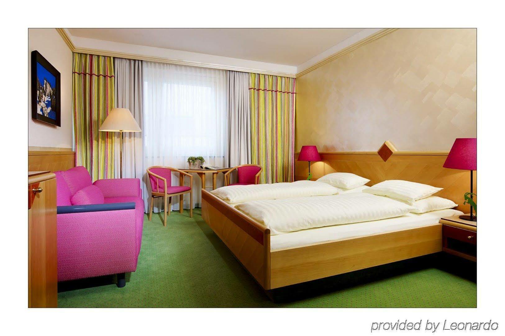 Hotel Schrofenstein